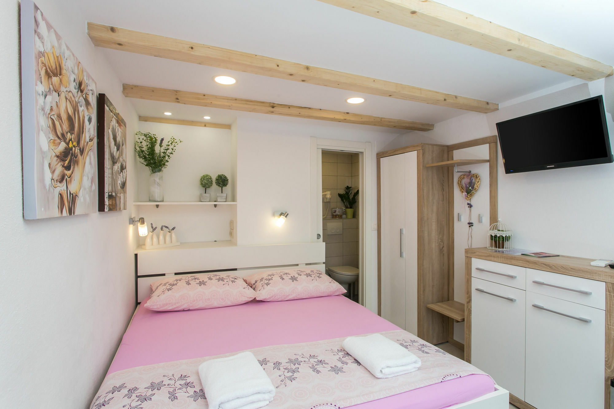 Lavender Garden Apartments دوبروفينك المظهر الخارجي الصورة